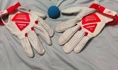 USHA EDGE PREMIUM HANDBALL GLOVES USHA